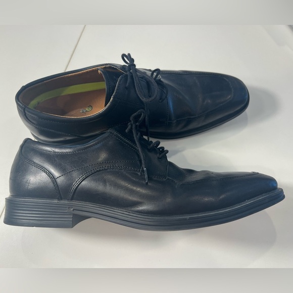 Florsheim Pinnacle Comfort Leather Apron Toe 10M Black Leather Oxfords - Picture 3 of 12